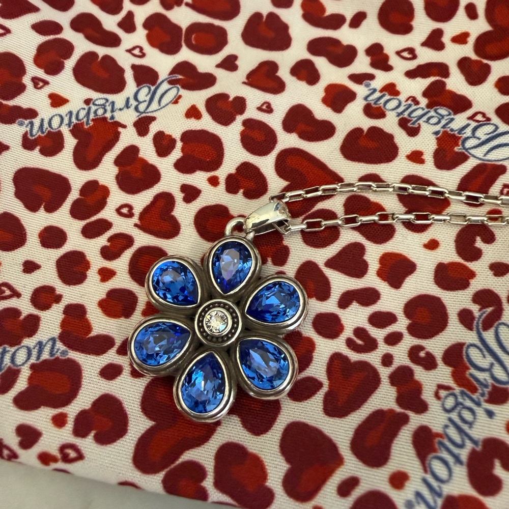 NWT Brighton Bellissima Fiore Blues Reversible Necklace (Style #JM7483) - Picture 2 of 8